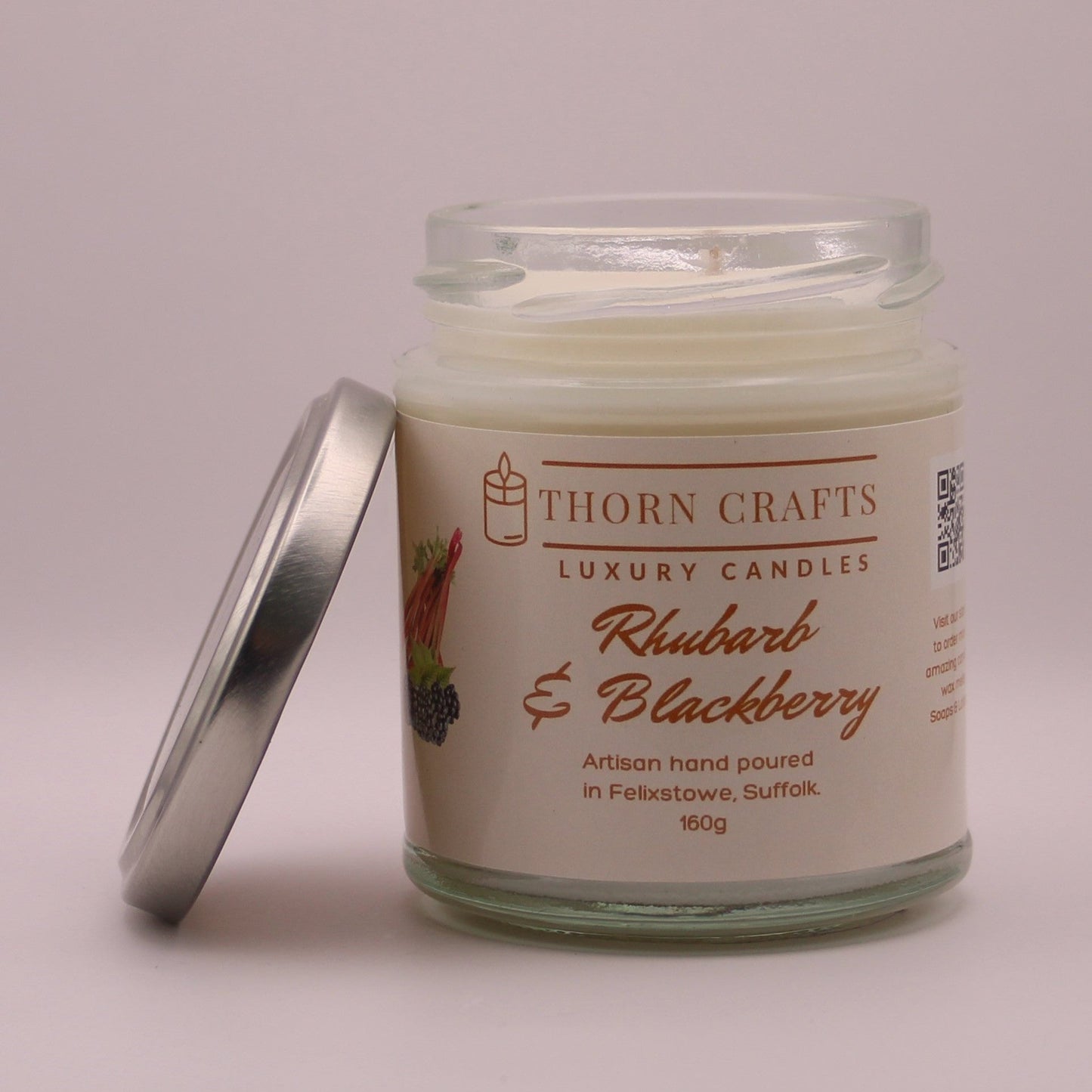 Rhubarb & Blackberry Medium Luxury Candle